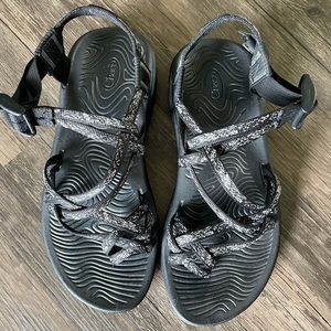 Woman’s Chaco sandals black and white size W7